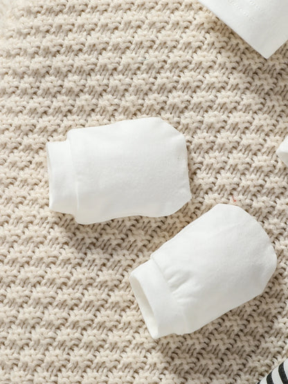 Baby Boy Elephant 4-Piece Outfit Set - Newborn Pantsuit, Hat, Gloves & Bib (1-3M)